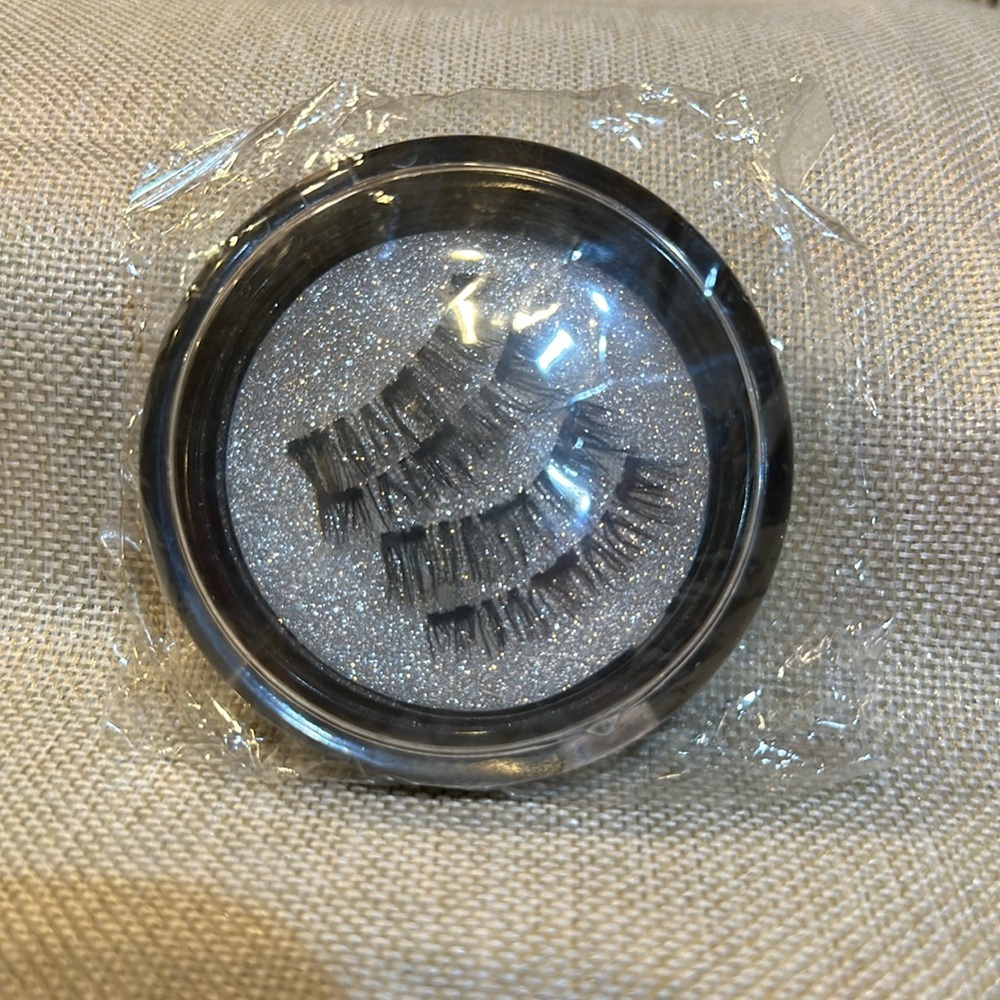 Magnetic Lashes